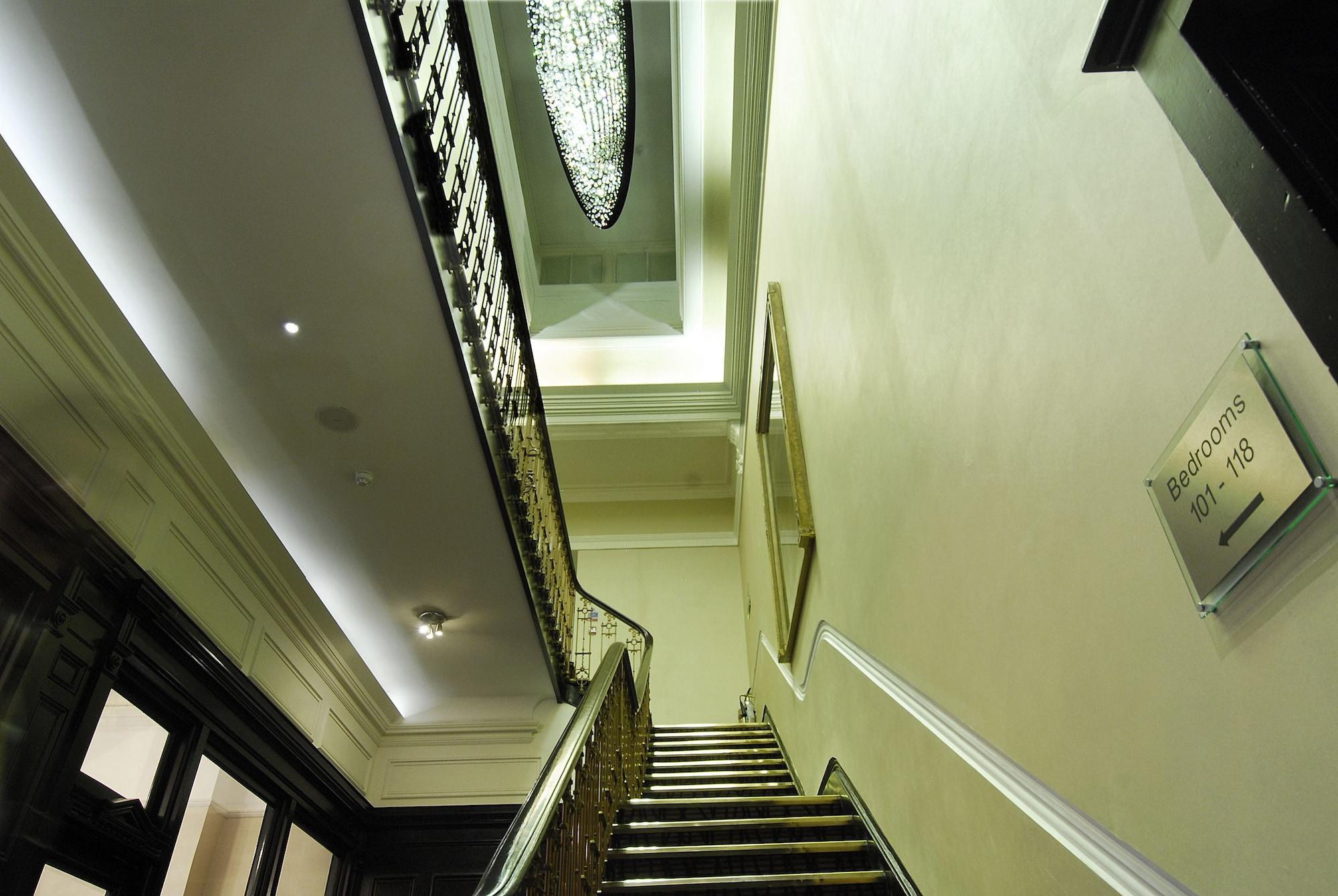 เดอะ มอนต์คาล์ม แอท บริวเวอรี ลอนดอนซิตี้ Hotel ภายนอก รูปภาพ Staircase