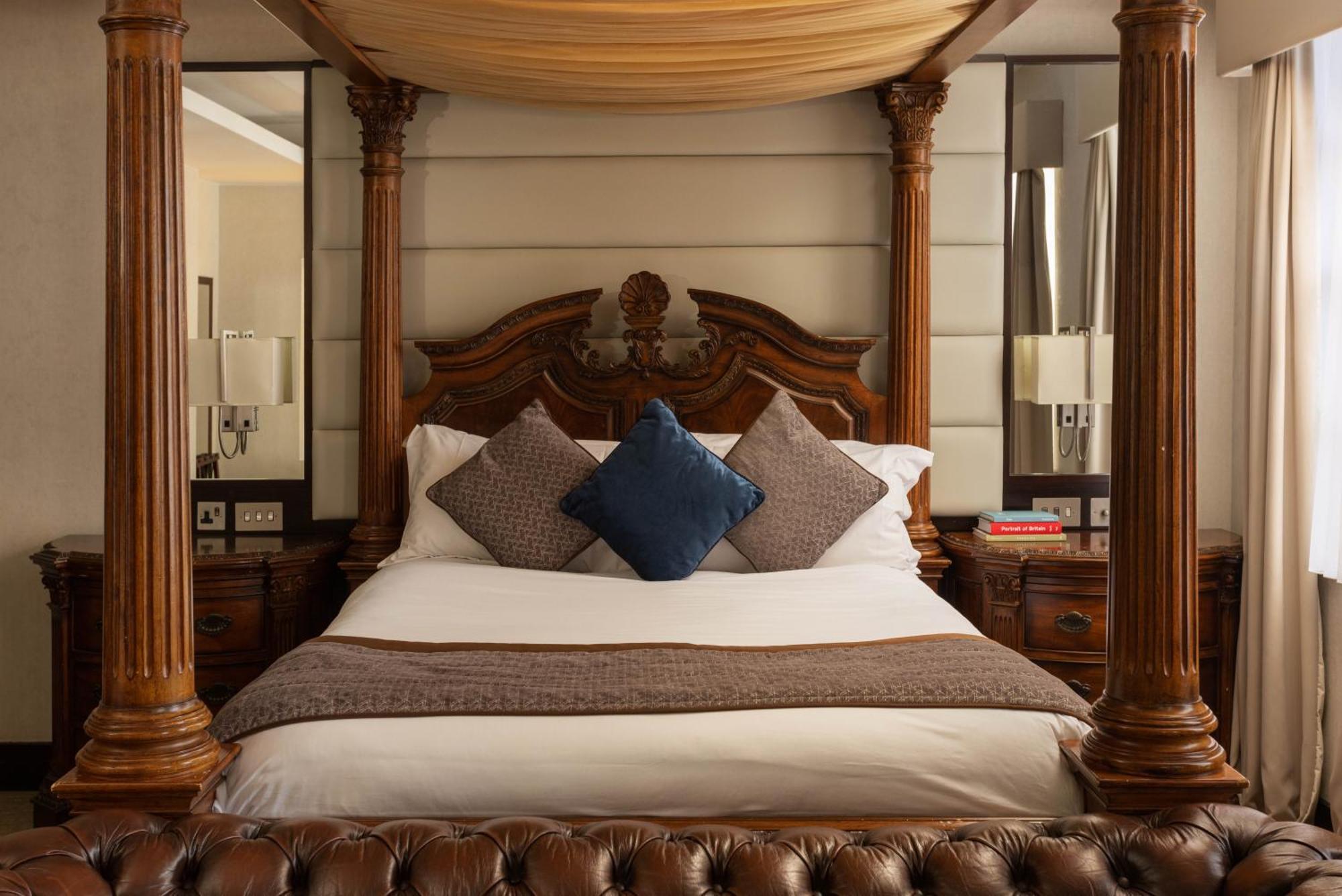 เดอะ มอนต์คาล์ม แอท บริวเวอรี ลอนดอนซิตี้ Hotel ภายนอก รูปภาพ A bedroom at the hotel