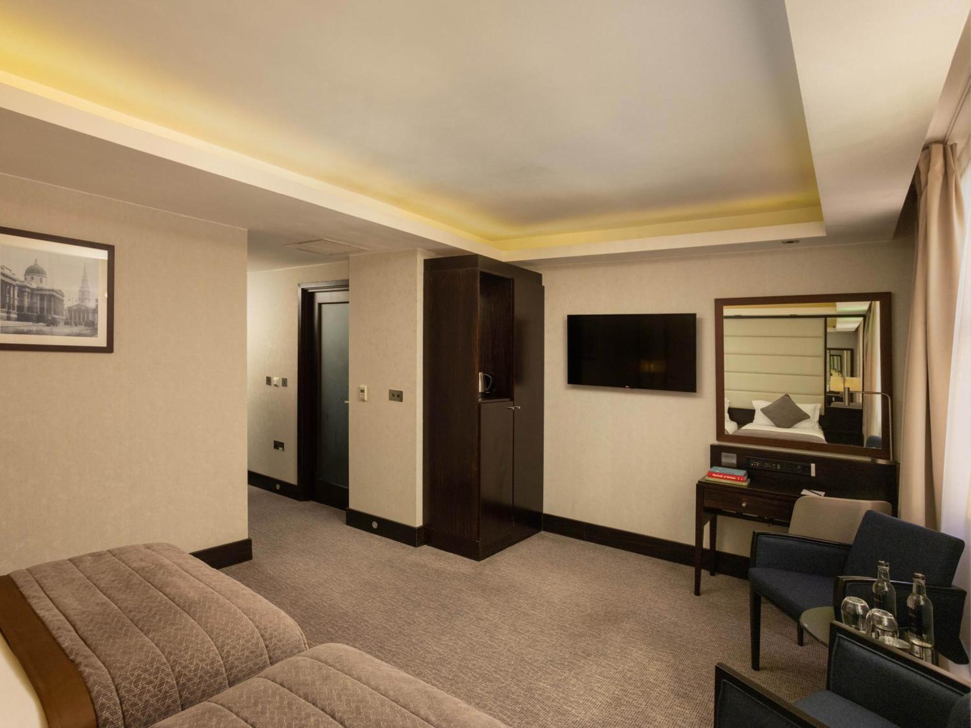 เดอะ มอนต์คาล์ม แอท บริวเวอรี ลอนดอนซิตี้ Hotel ภายนอก รูปภาพ A suite at the hotel