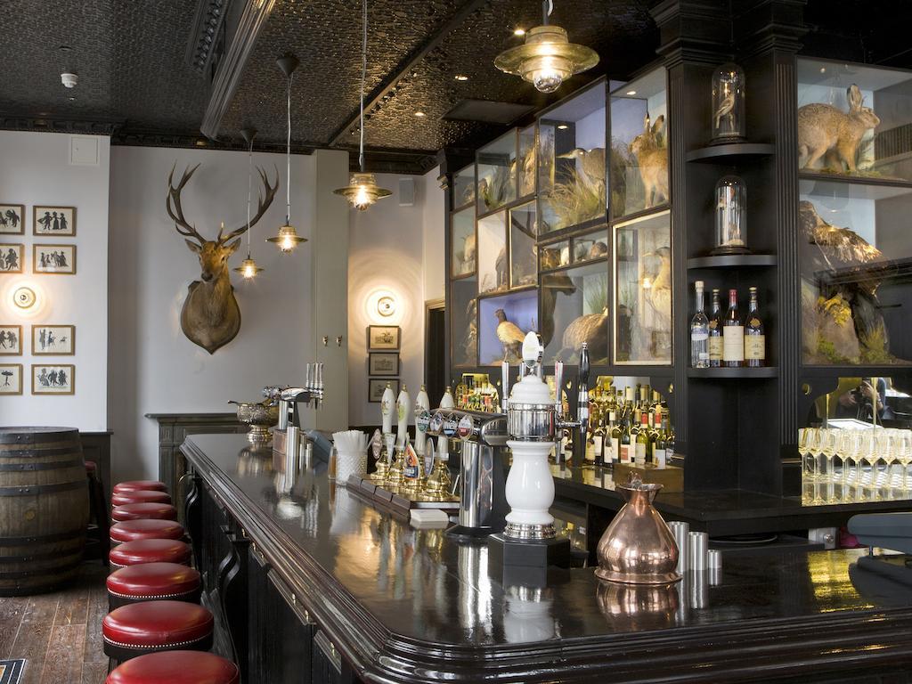 เดอะ มอนต์คาล์ม แอท บริวเวอรี ลอนดอนซิตี้ Hotel ภายนอก รูปภาพ The bar at the Old Fashioned